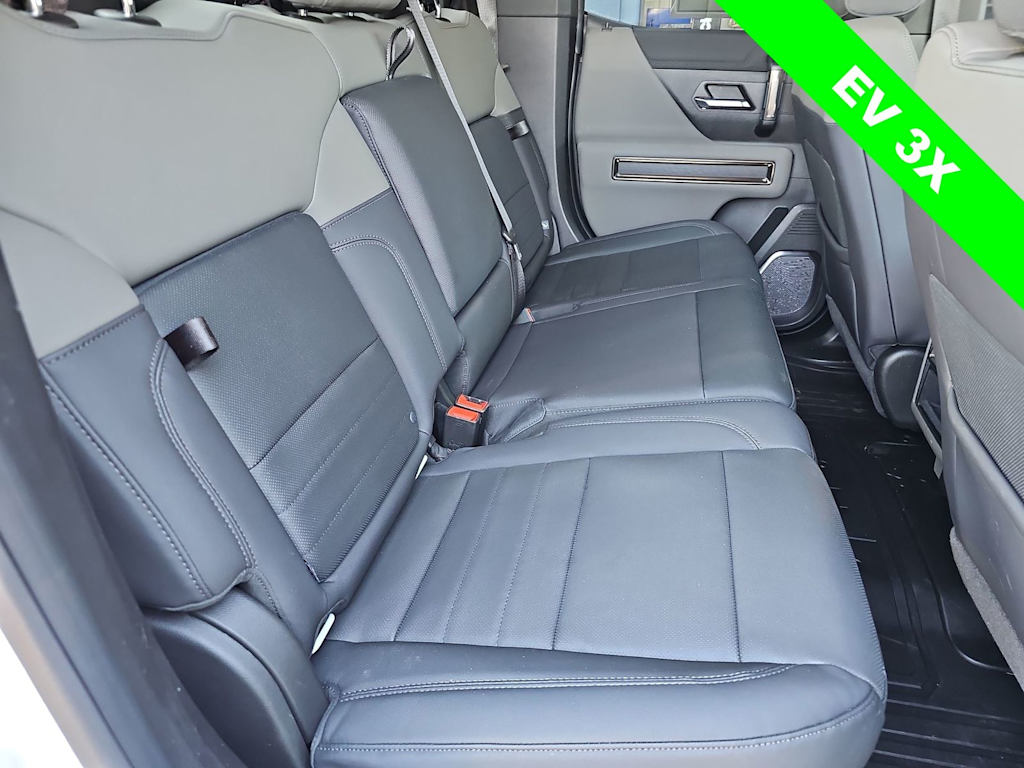 Thumbnail: 2024 GMC Hummer EV - 21