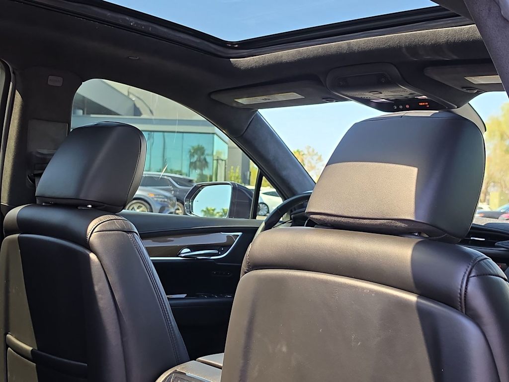 Thumbnail: 2018 Cadillac XT5 - 12