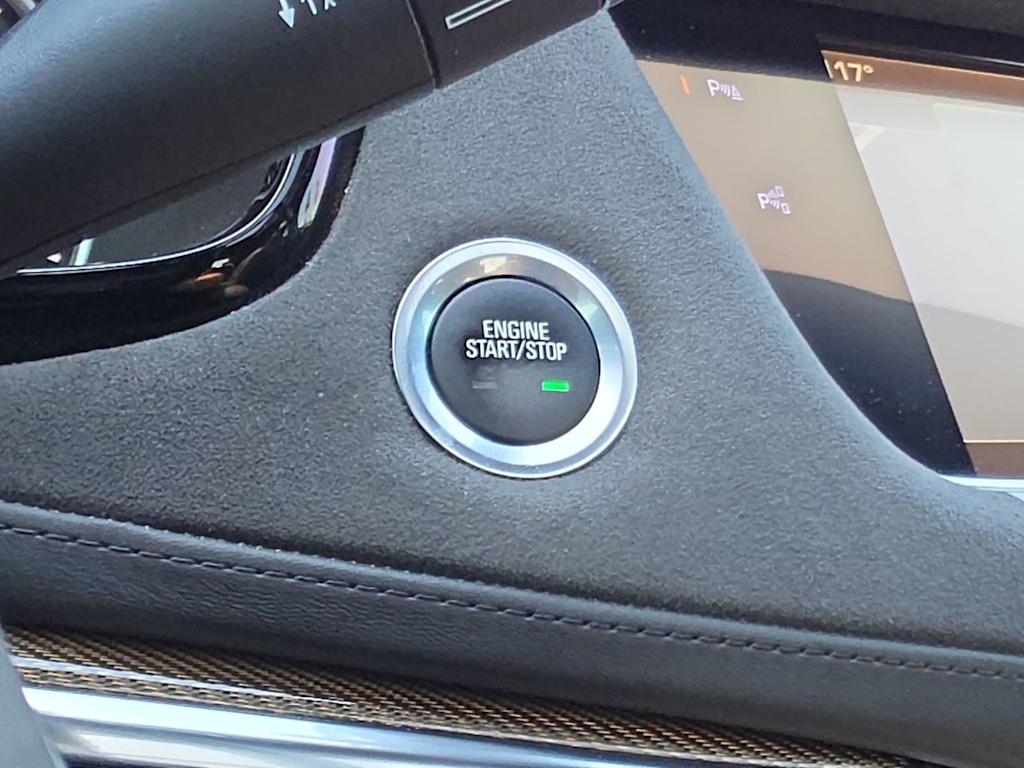 Thumbnail: 2018 Cadillac XT5 - 25