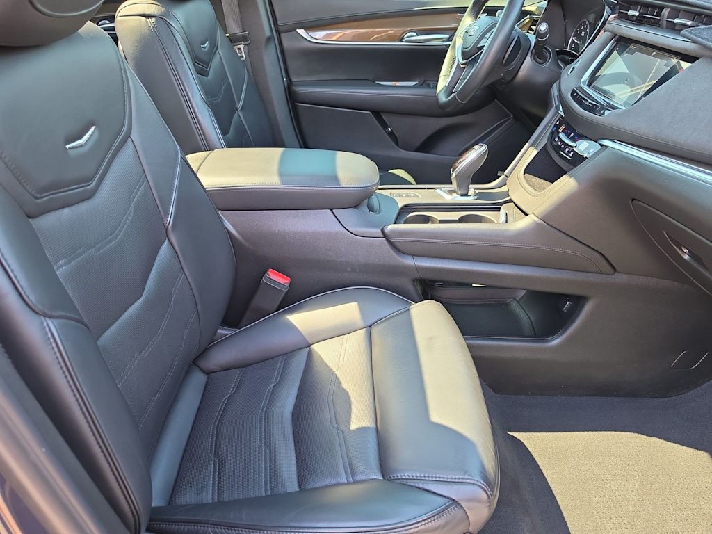 Thumbnail: 2018 Cadillac XT5 - 24