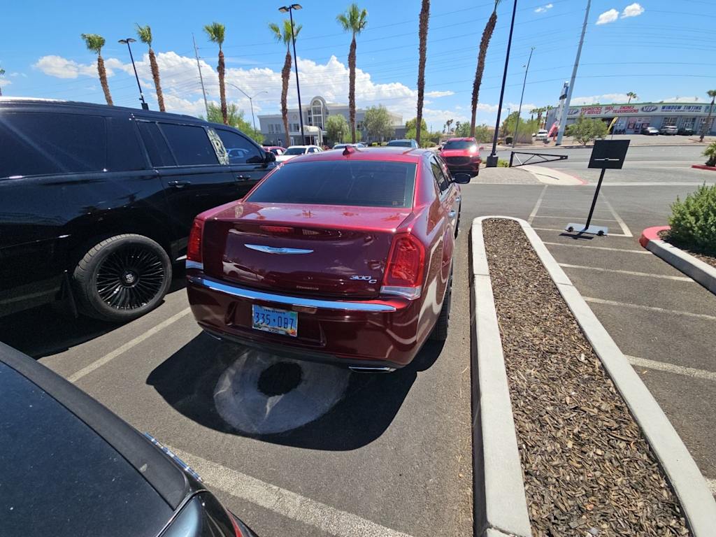 Thumbnail: 2017 Chrysler 300 - 7