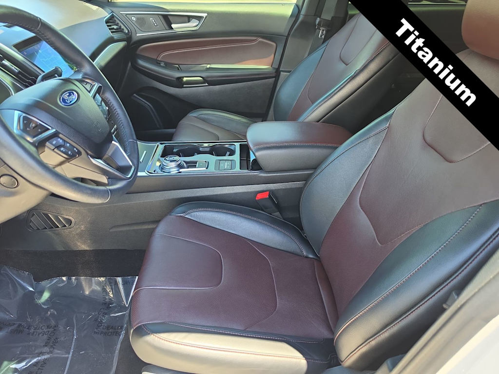 Thumbnail: 2020 Ford Edge - 10