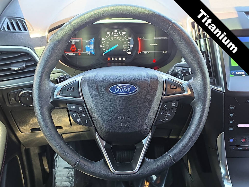 Thumbnail: 2020 Ford Edge - 13