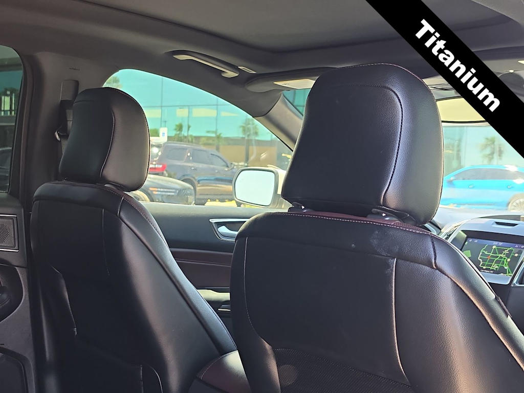 Thumbnail: 2020 Ford Edge - 11
