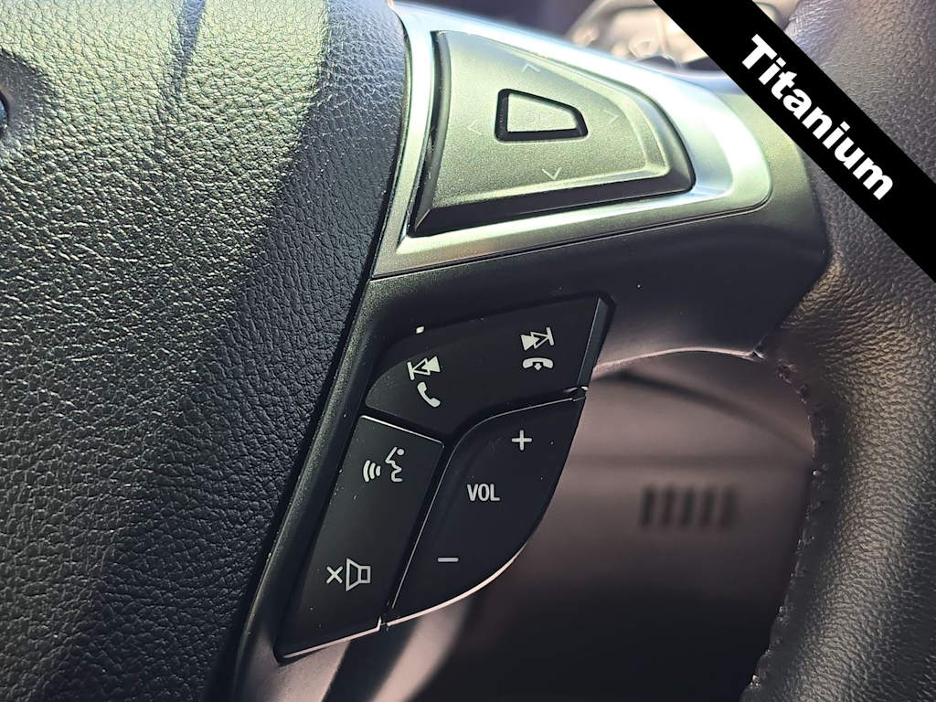 Thumbnail: 2020 Ford Edge - 29