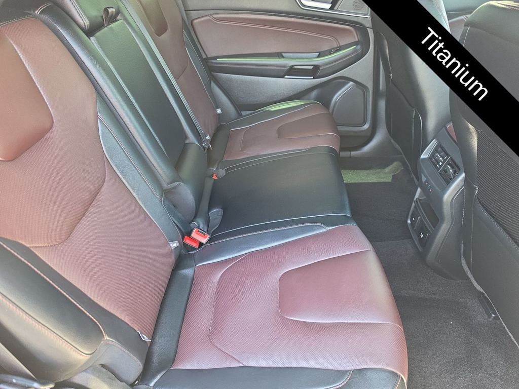 Thumbnail: 2020 Ford Edge - 12