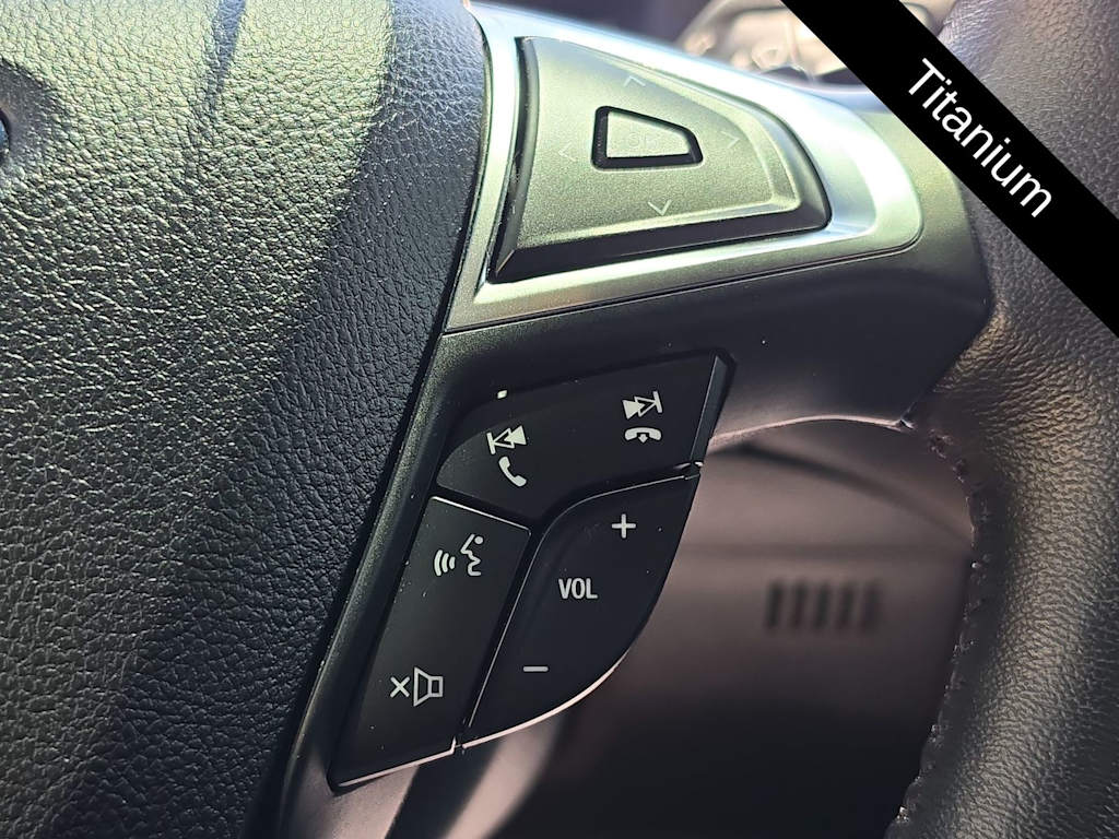 Thumbnail: 2020 Ford Edge - 30