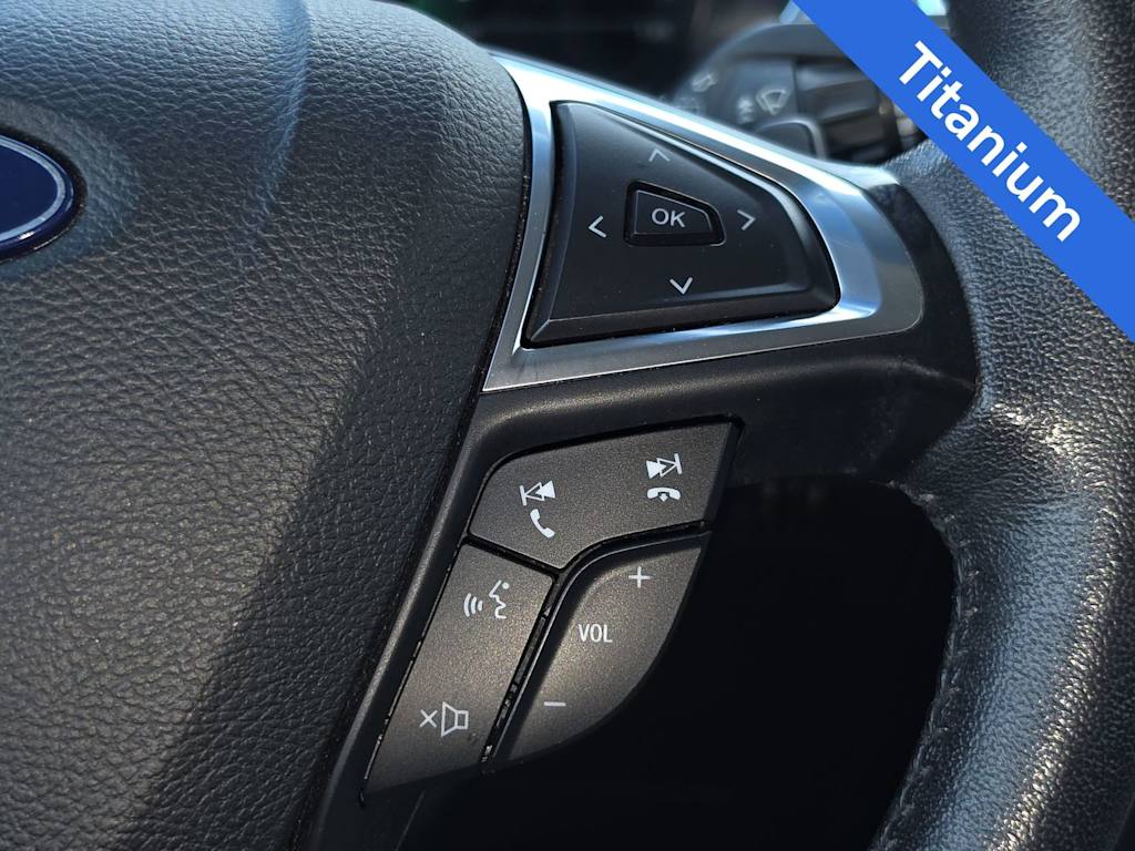 Thumbnail: 2018 Ford Edge - 28