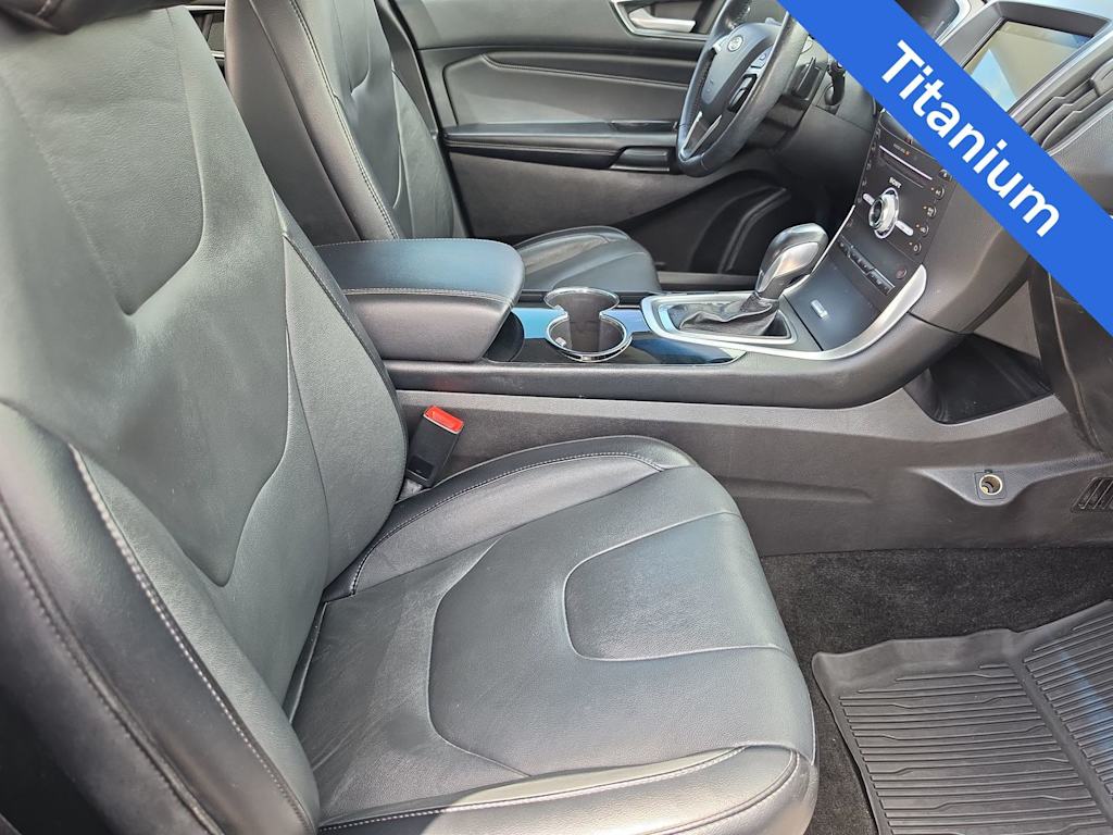 Thumbnail: 2018 Ford Edge - 11