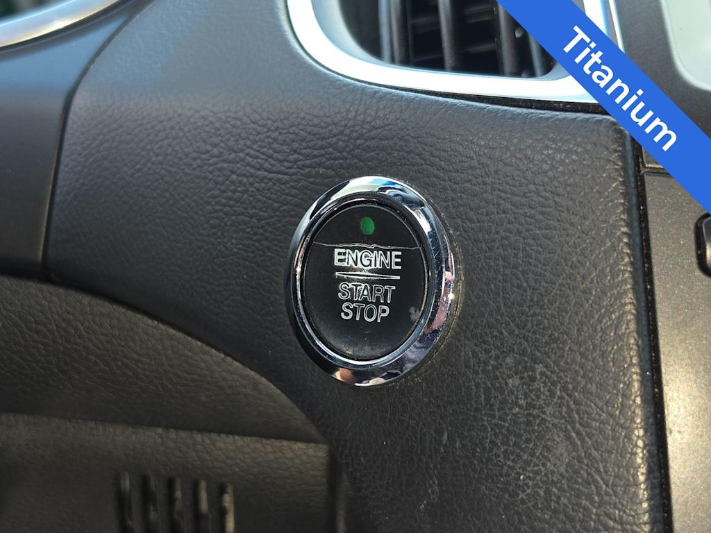 Thumbnail: 2018 Ford Edge - 24