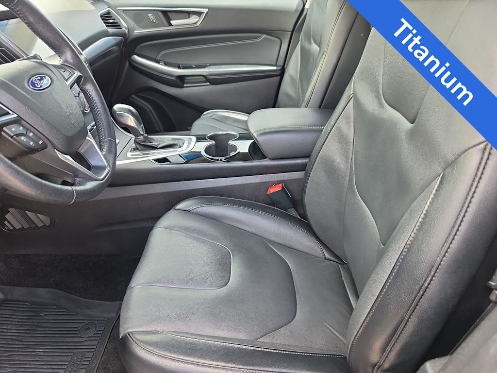 Thumbnail: 2018 Ford Edge - 10