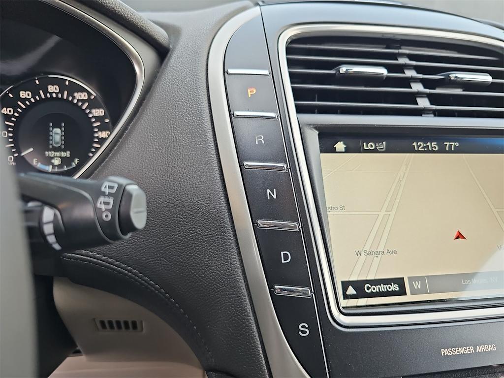 Thumbnail: 2018 Lincoln MKX - 13