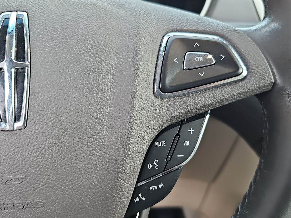 Thumbnail: 2018 Lincoln MKX - 27