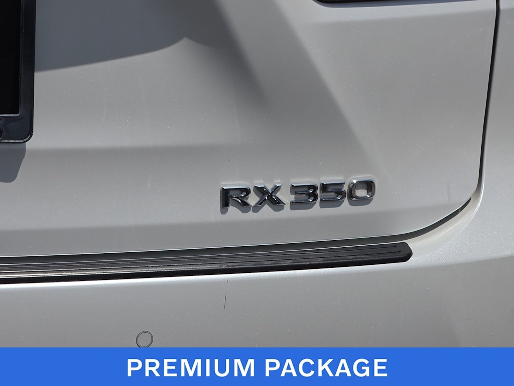 Thumbnail: 2020 Lexus RX - 7