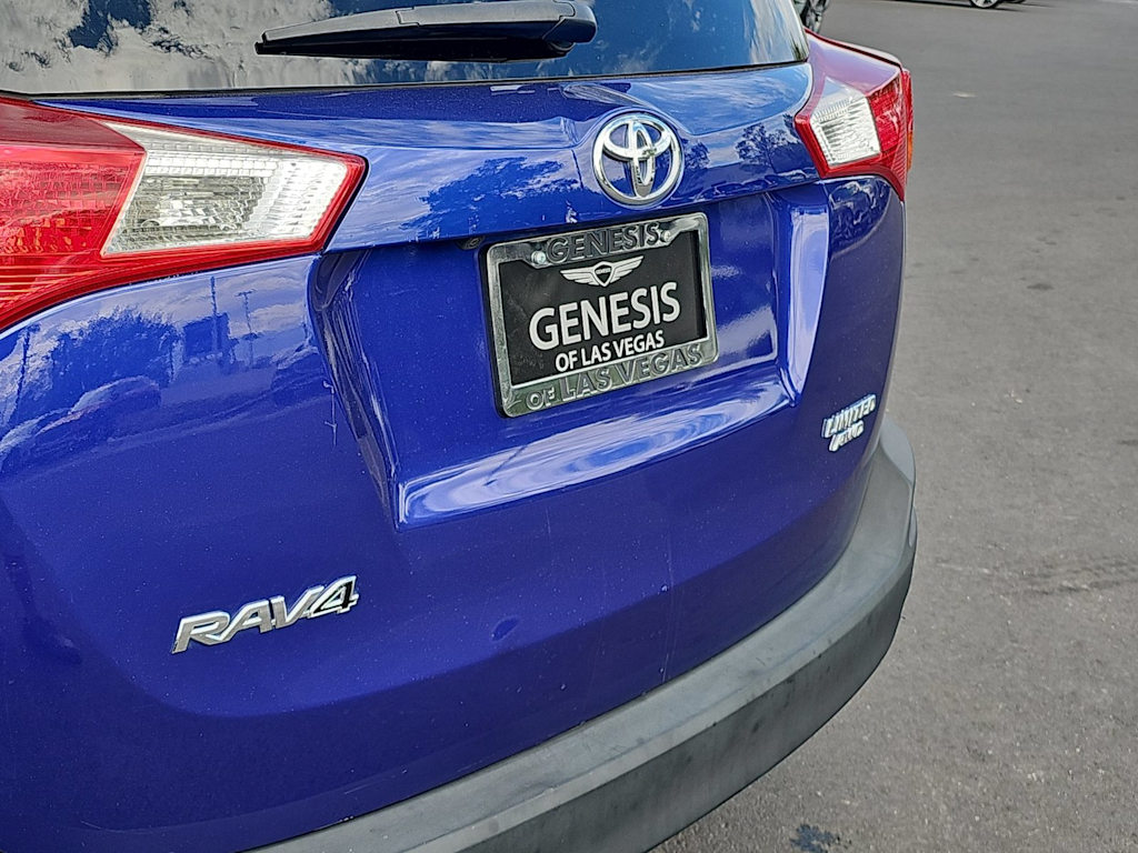 Thumbnail: 2015 Toyota RAV4 - 22