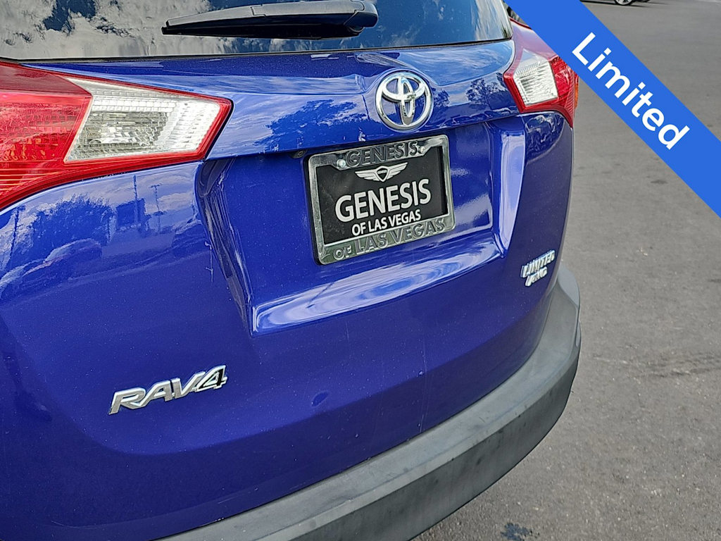 Thumbnail: 2015 Toyota RAV4 - 22