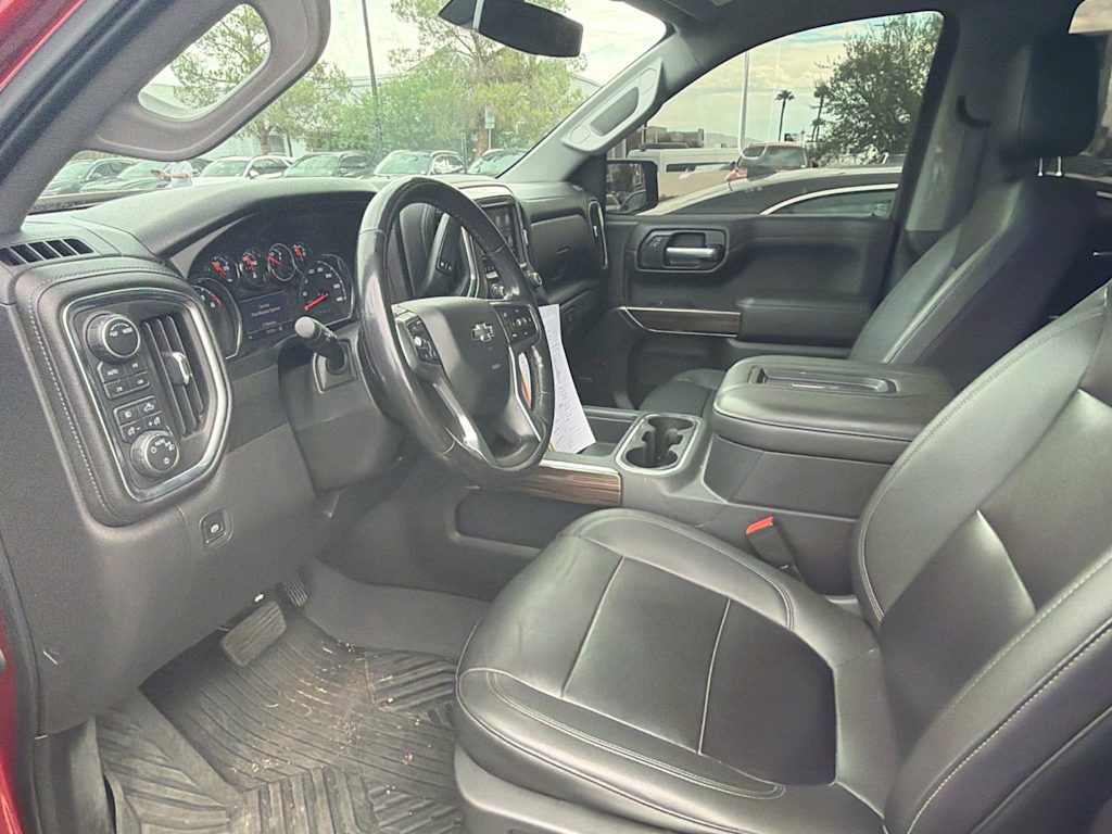 Thumbnail: 2021 Chevrolet Silverado 1500 - 2