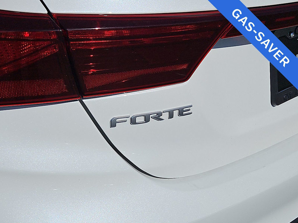 Thumbnail: 2023 Kia Forte - 24