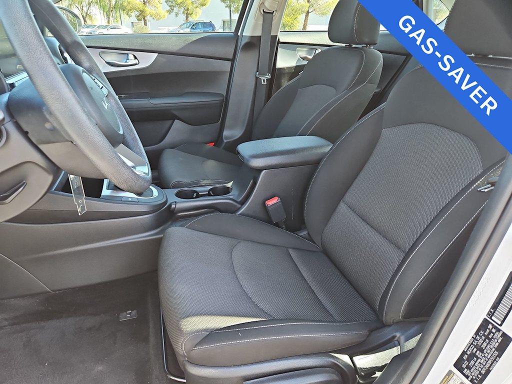 Thumbnail: 2023 Kia Forte - 10