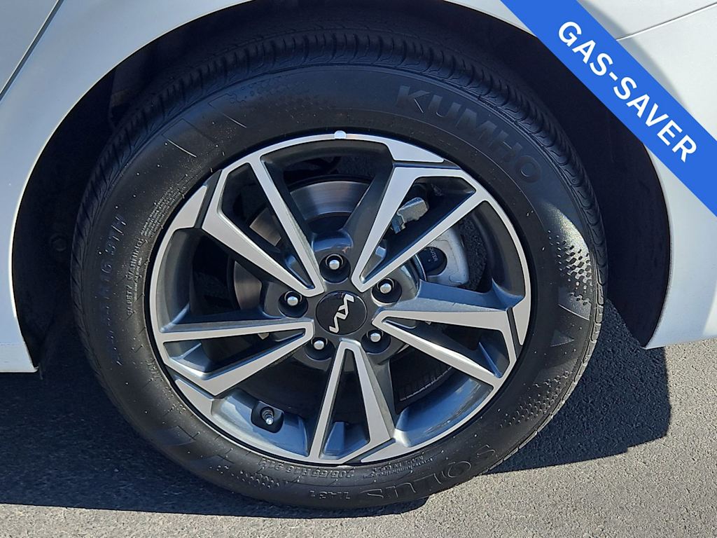 Thumbnail: 2023 Kia Forte - 7