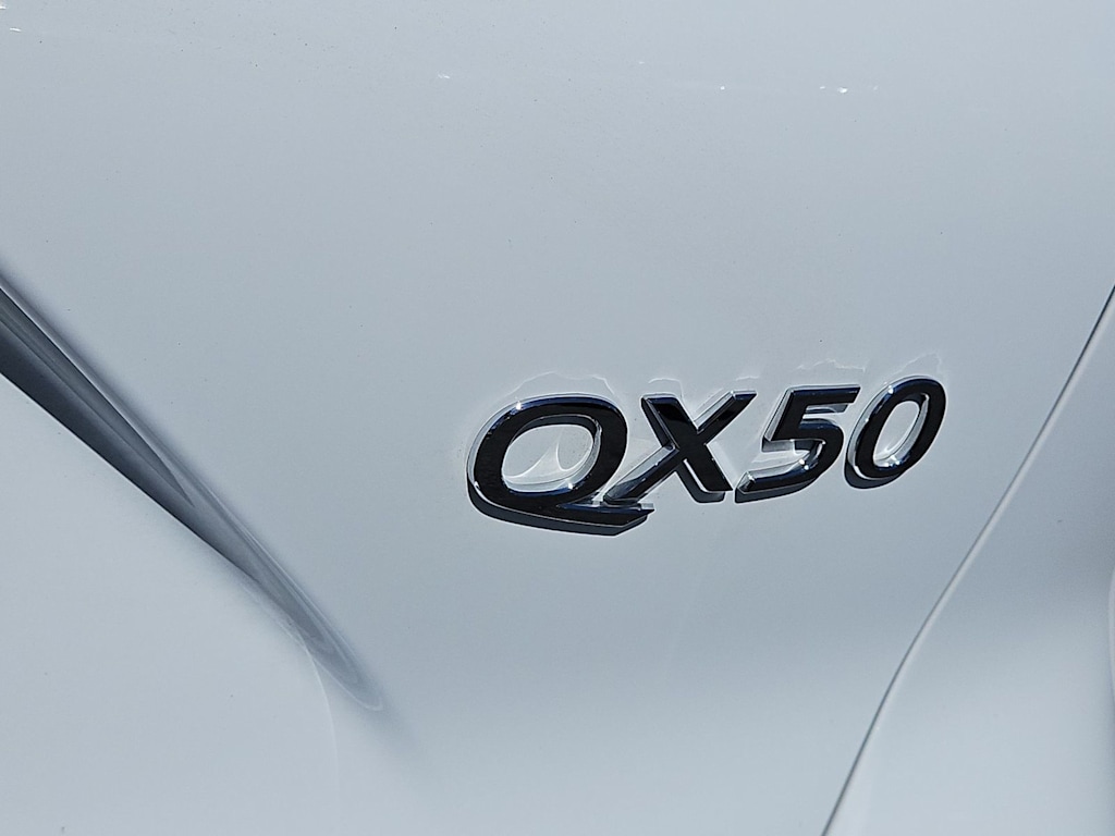 Thumbnail: 2025 INFINITI QX50 - 7
