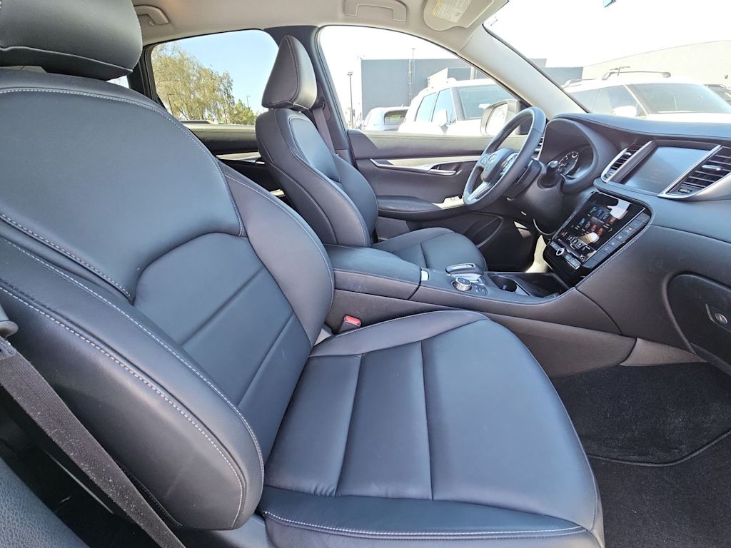 Thumbnail: 2025 INFINITI QX50 - 12