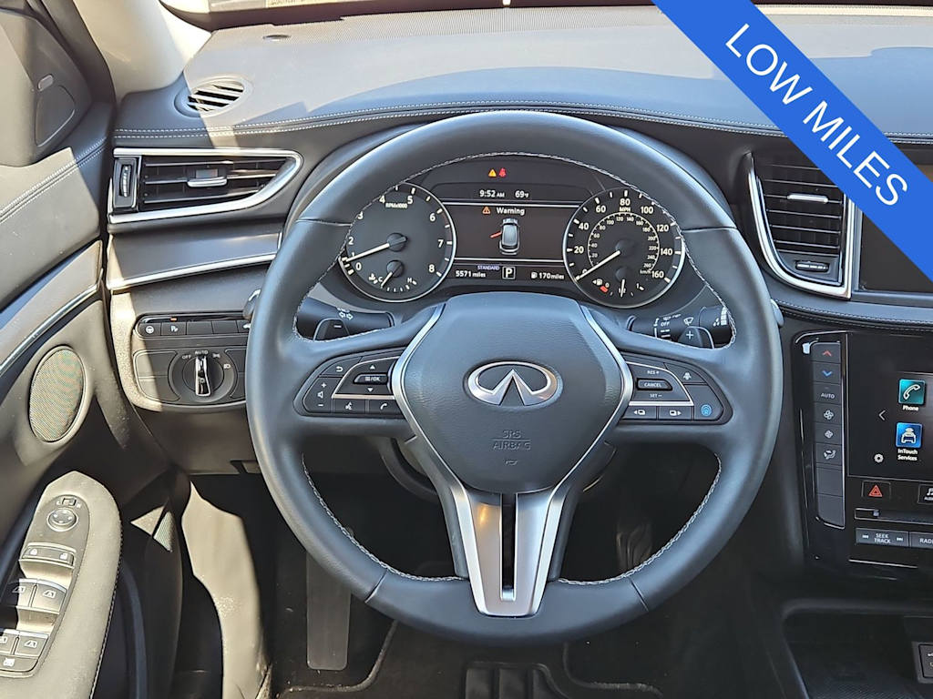 Thumbnail: 2025 INFINITI QX50 - 13