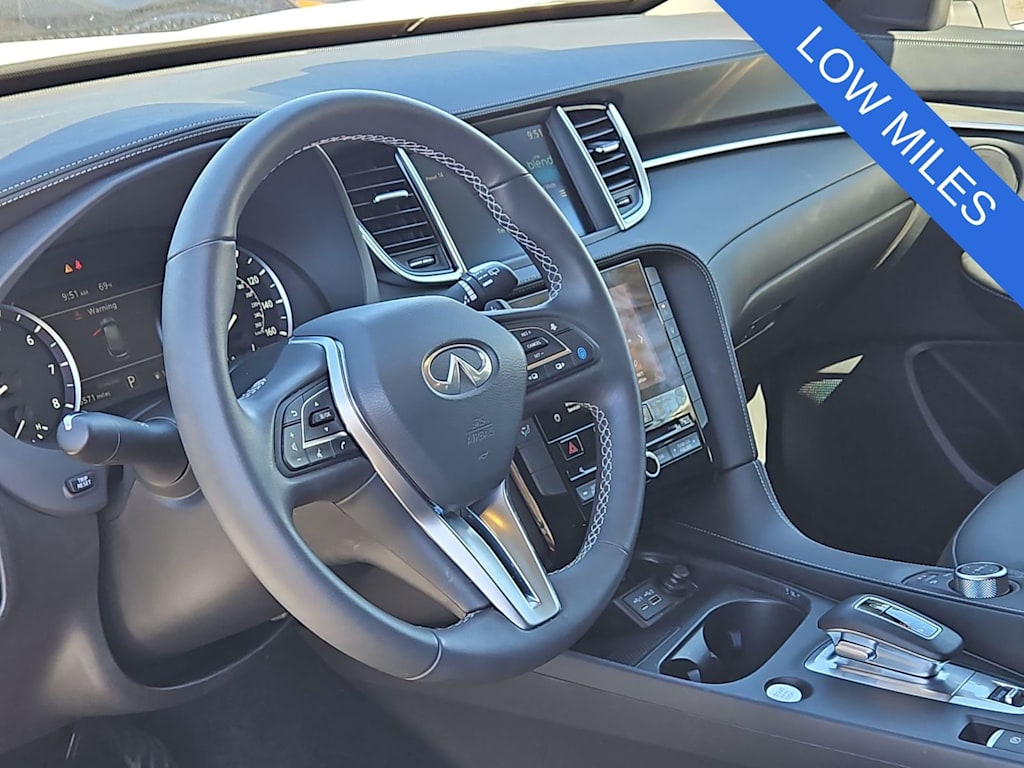 Thumbnail: 2025 INFINITI QX50 - 2