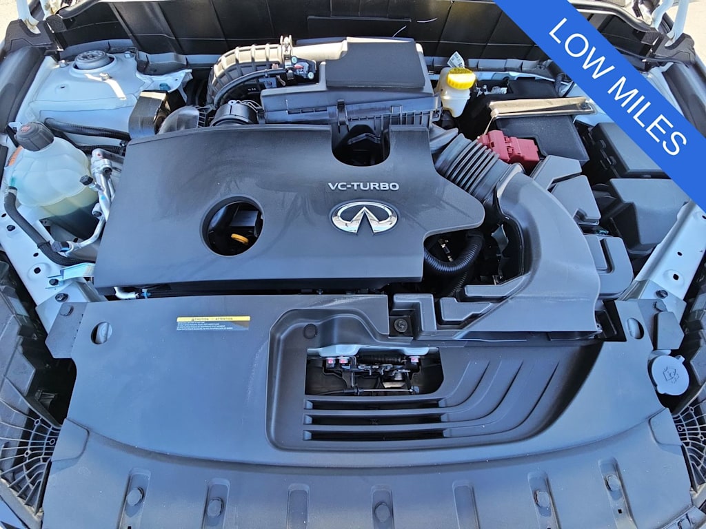 Thumbnail: 2025 INFINITI QX50 - 9