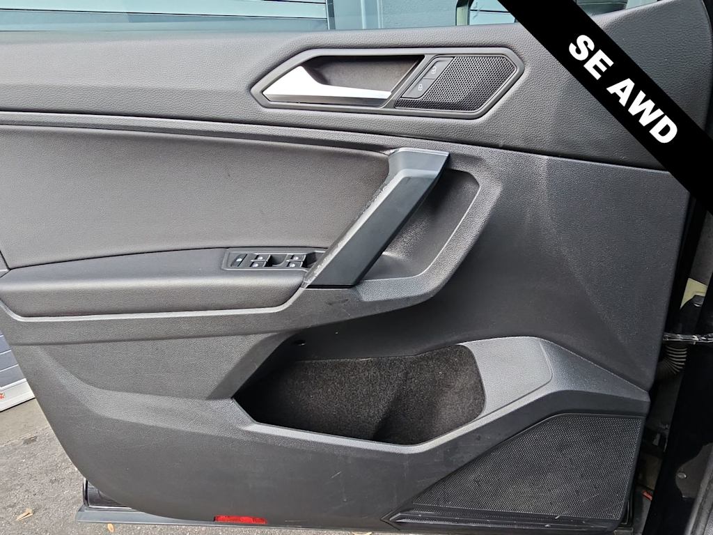 Thumbnail: 2019 Volkswagen Tiguan - 27