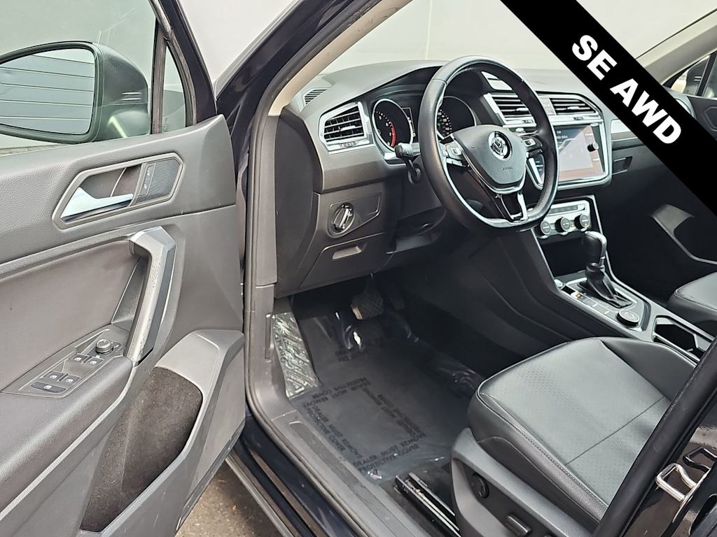 Thumbnail: 2019 Volkswagen Tiguan - 2