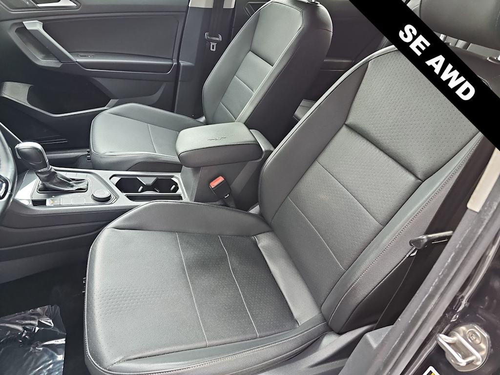 Thumbnail: 2019 Volkswagen Tiguan - 10