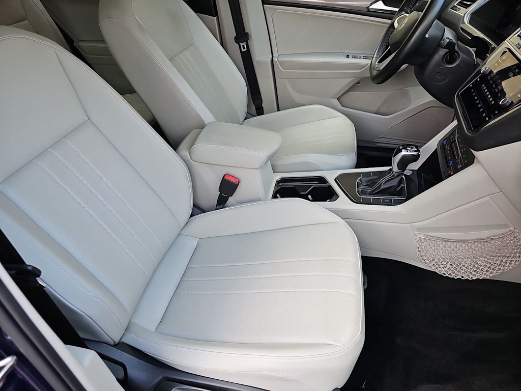 Thumbnail: 2022 Volkswagen Tiguan - 23