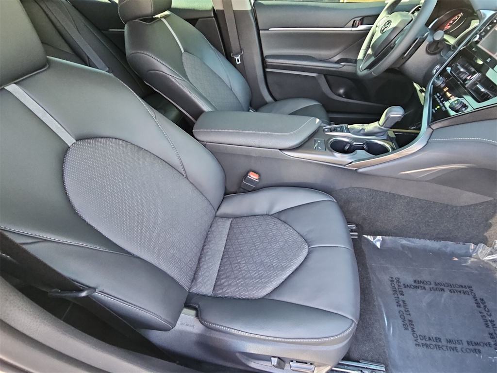 Thumbnail: 2024 Toyota Camry - 12