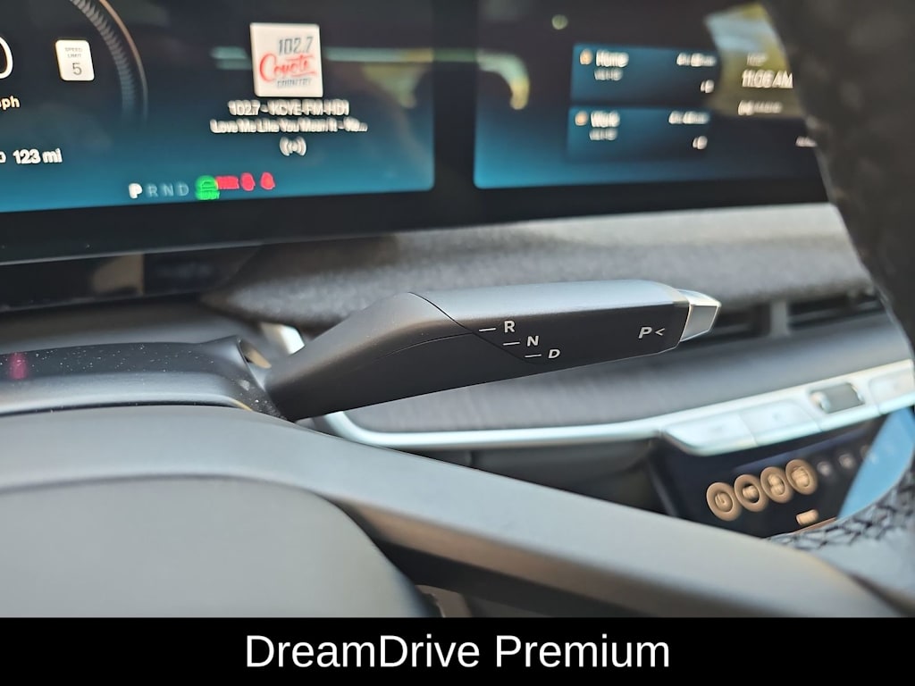 Thumbnail: 2024 Lucid Air - 24