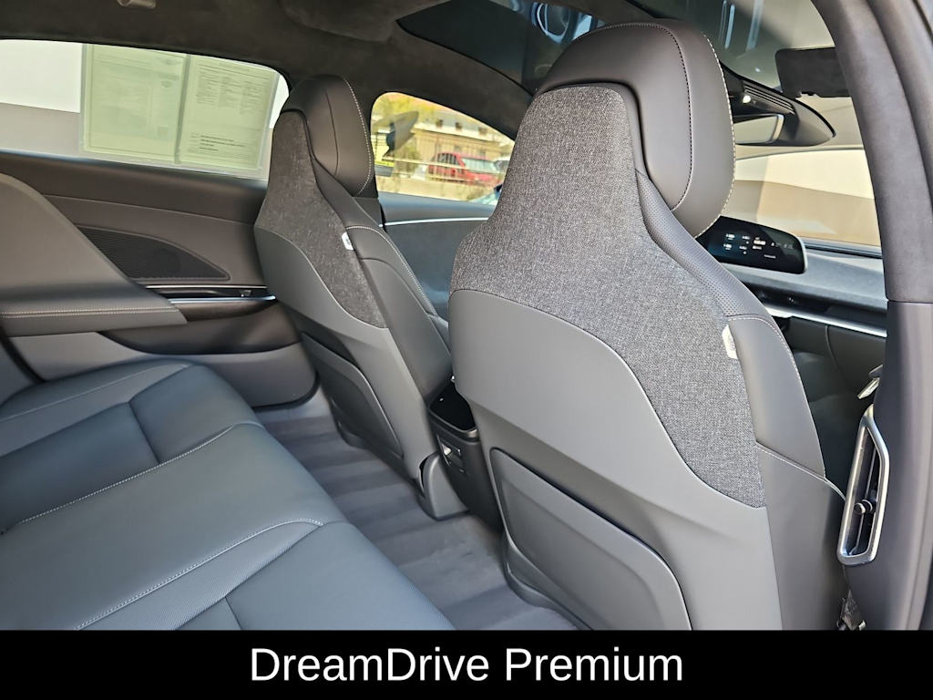 Thumbnail: 2024 Lucid Air - 12