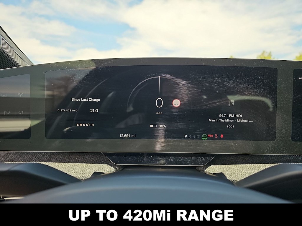 Thumbnail: 2023 Lucid Air - 15