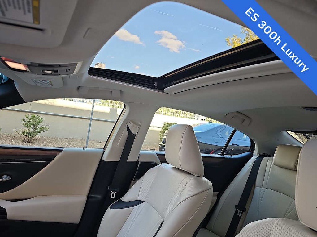 Thumbnail: 2024 Lexus ES - 28