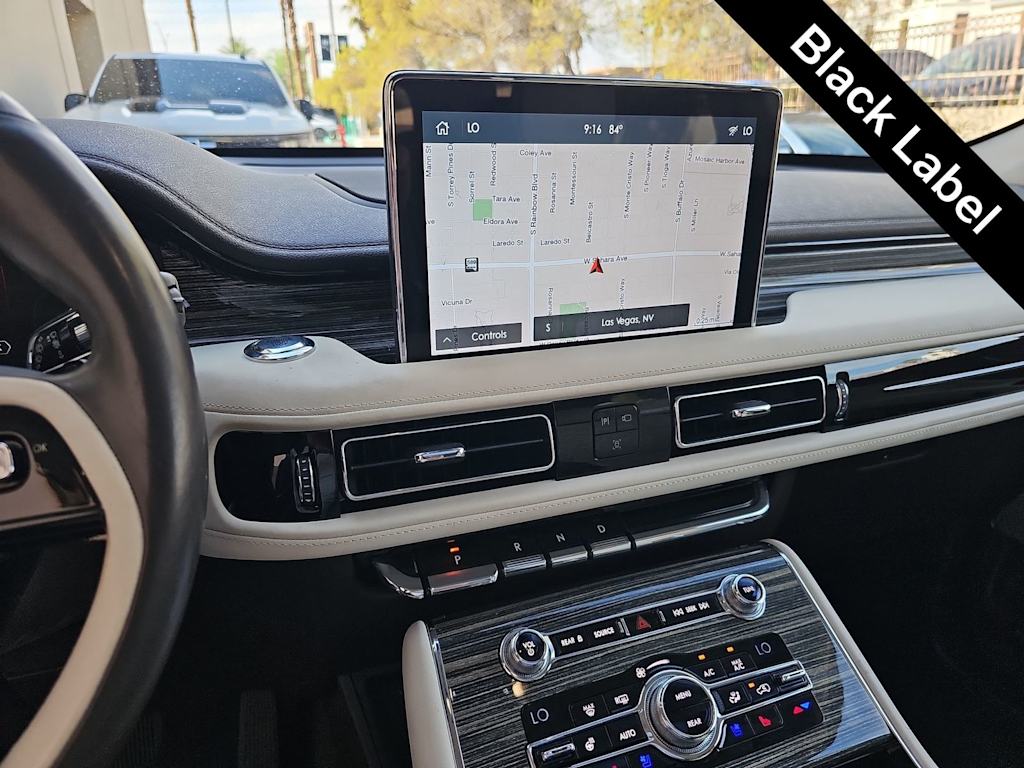 Thumbnail: 2020 Lincoln Aviator - 15