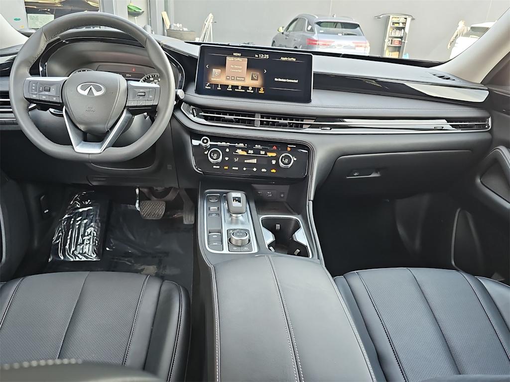 Thumbnail: 2024 INFINITI QX60 - 10