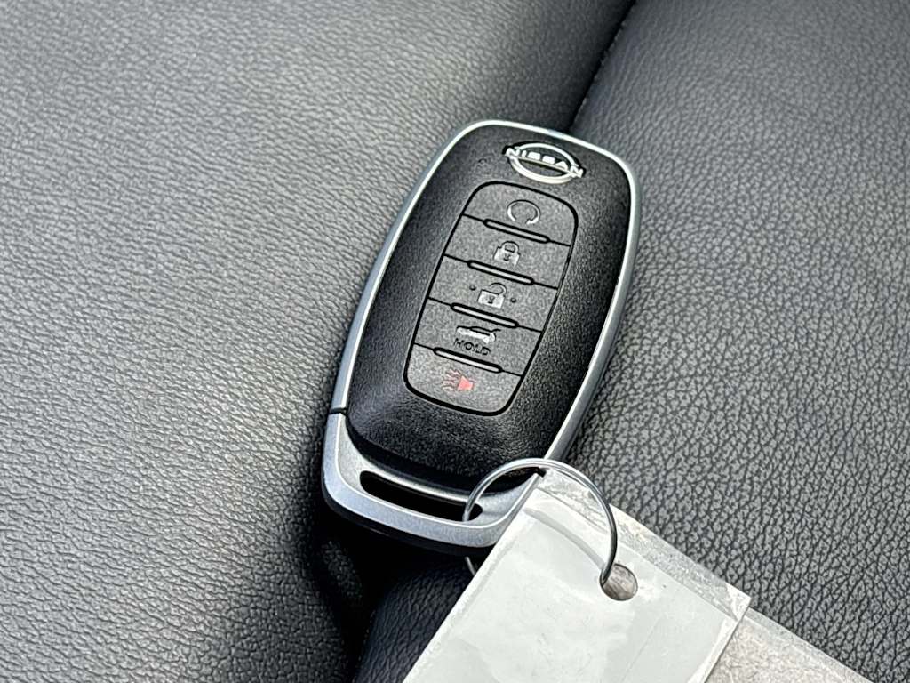 Thumbnail: 2024 Nissan Pathfinder - 18