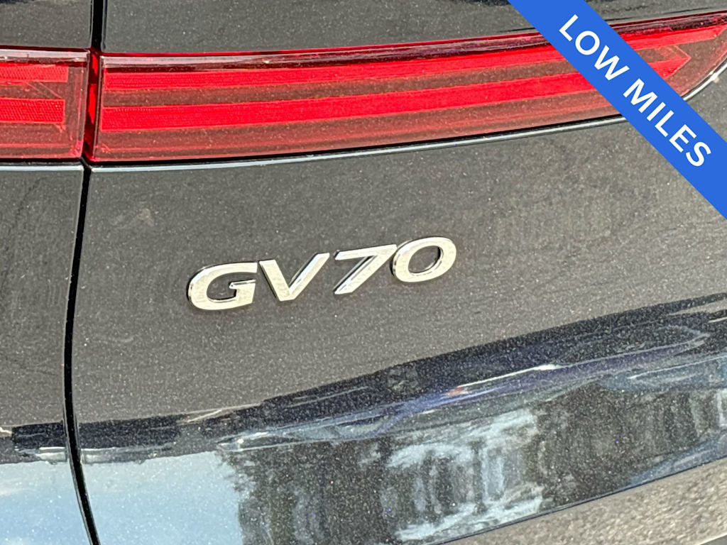 Thumbnail: 2024 Genesis GV70 - 7