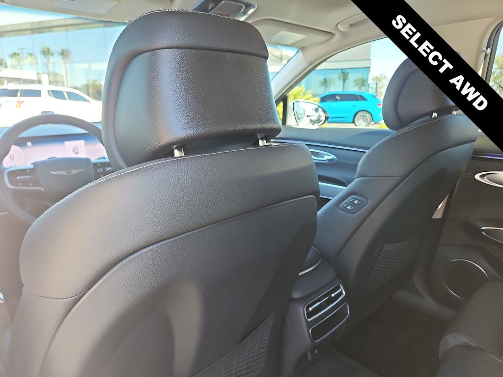 Thumbnail: 2026 Genesis GV70 - 12