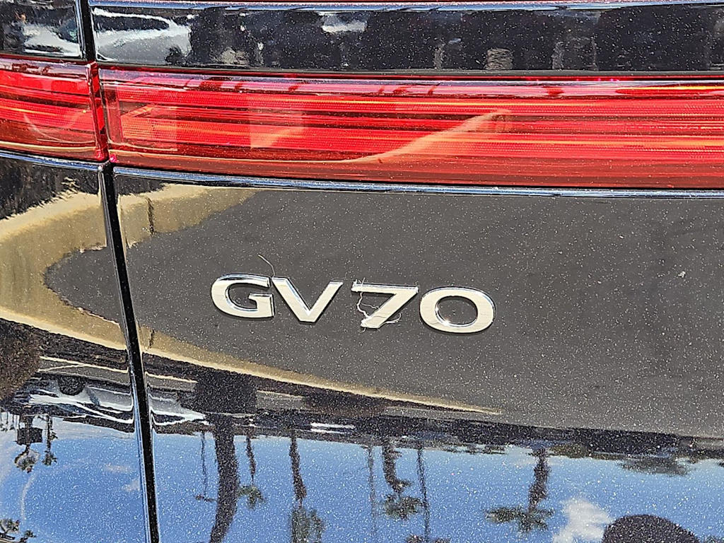 Thumbnail: 2025 Genesis GV70 - 7