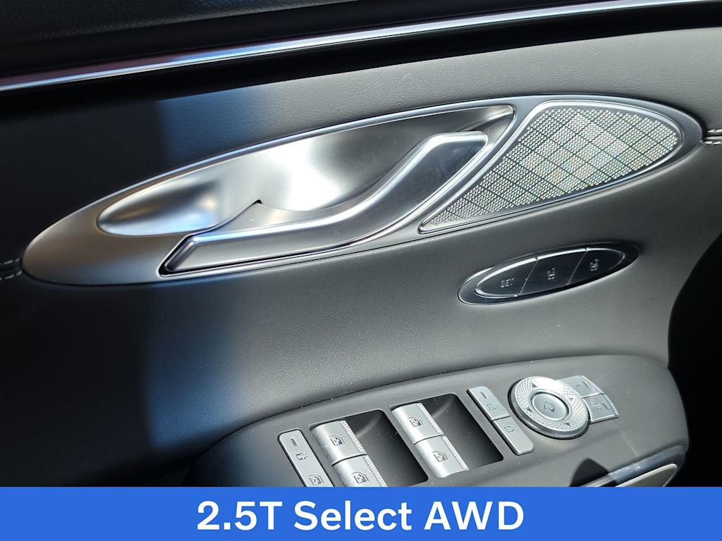 Thumbnail: 2026 Genesis GV70 - 28
