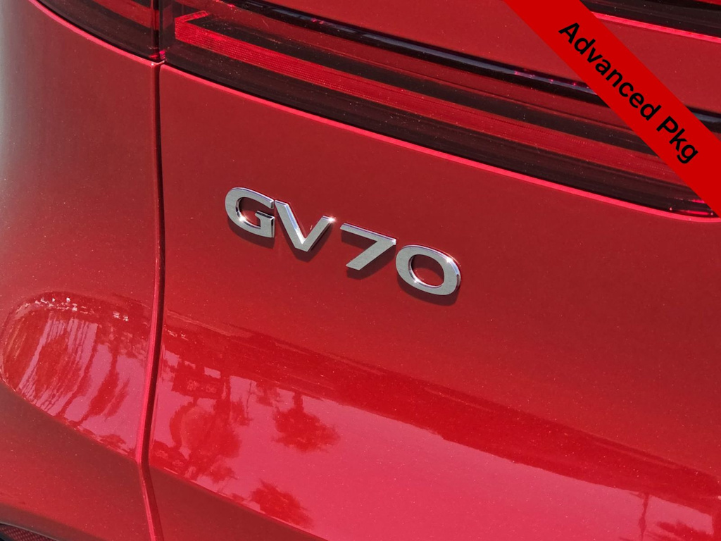 Thumbnail: 2026 Genesis GV70 - 7