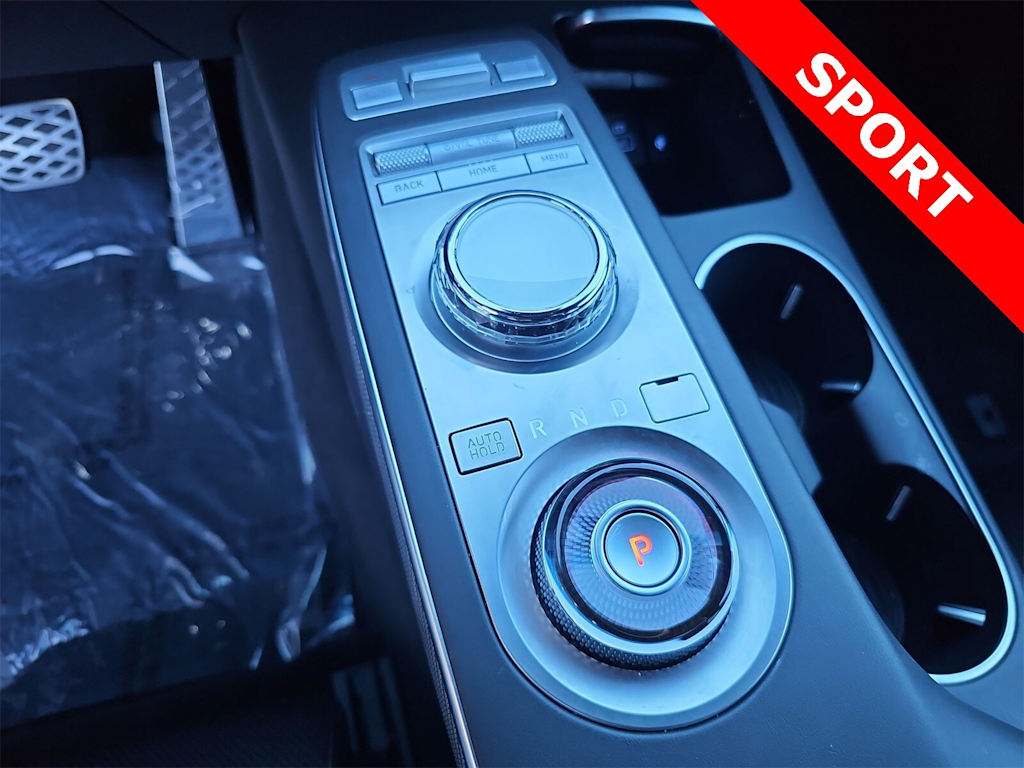 Thumbnail: 2025 Genesis GV70 - 16