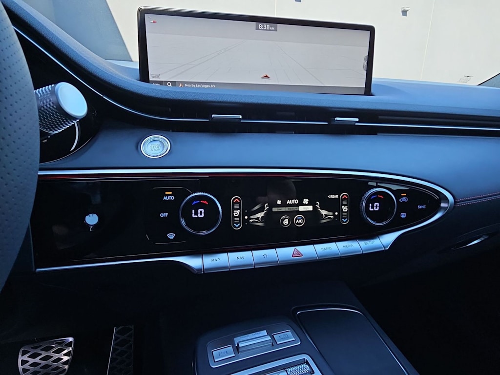 2024 Genesis GV70 Sport 24