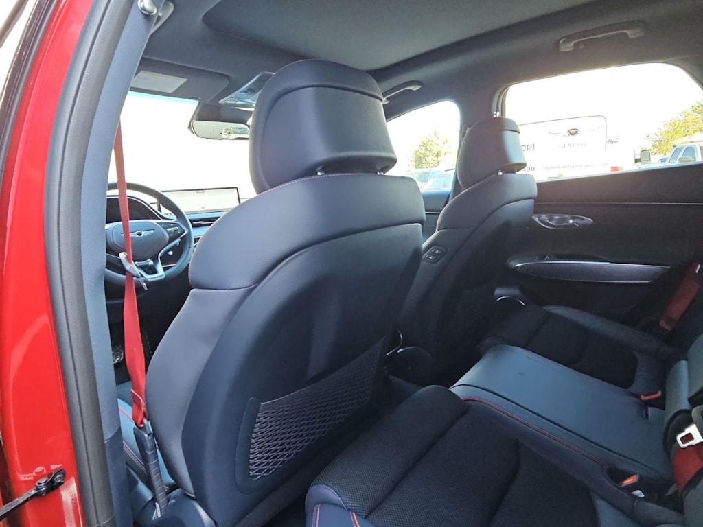 2024 Genesis GV70 Sport 10