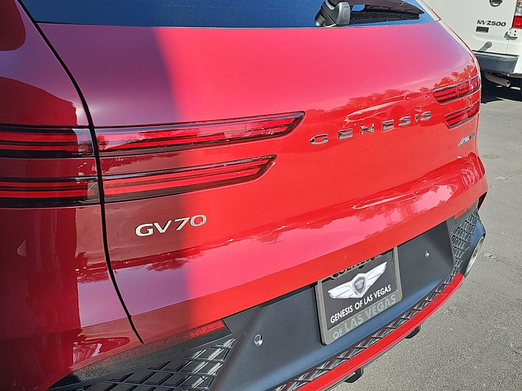 2024 Genesis GV70 Sport 21